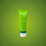 Nature Skin Jeju Green Tea CICA Hydrating Facial Foam 152 mL - Image 2
